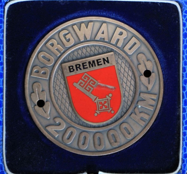Borgward 200.000 km plate 1958 brass enameled in original box (2626)